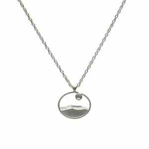 Neckalce with mountain and diamond