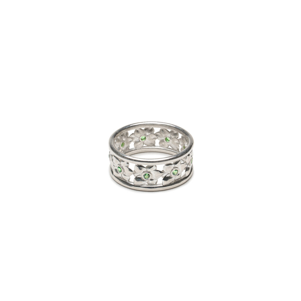Floral ring with Tsavorite Garnet gemstones