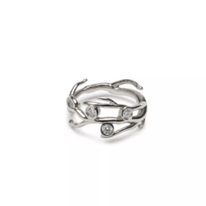 Twig ring with diamonds